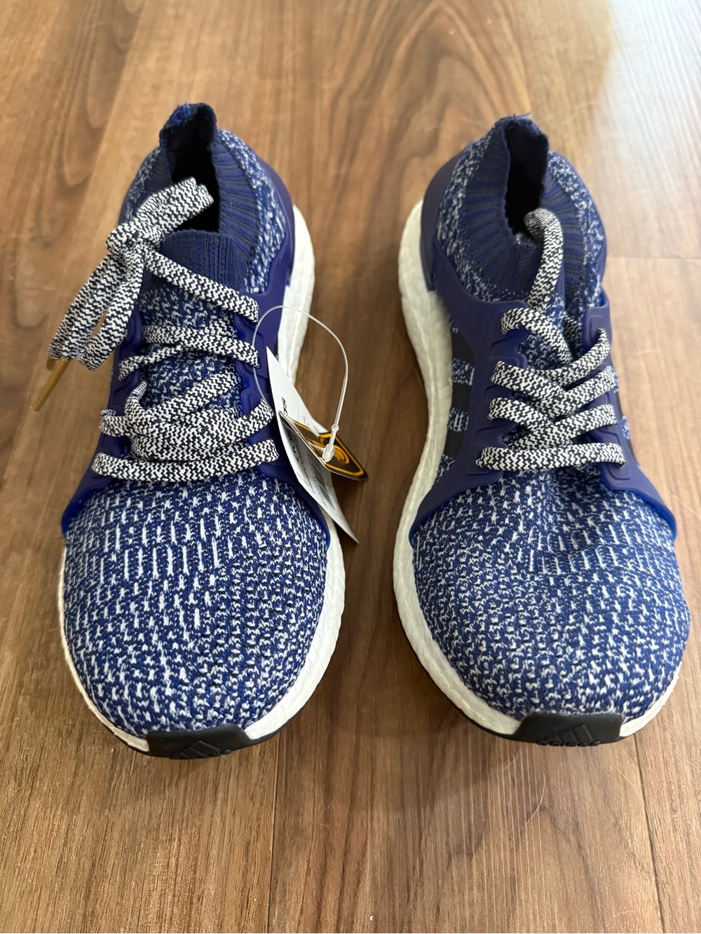 NWT Women’s Adidas UltraBOOST X, size 7
